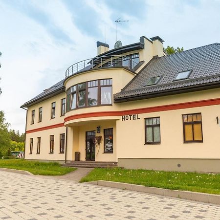 City Center Kakis B&B Sigulda Ngoại thất bức ảnh