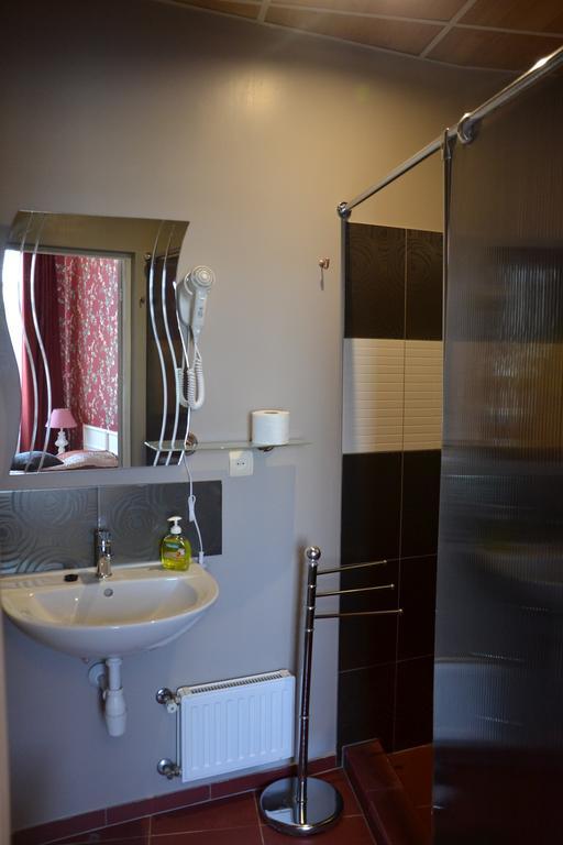 City Center Kakis B&B Sigulda Ngoại thất bức ảnh
