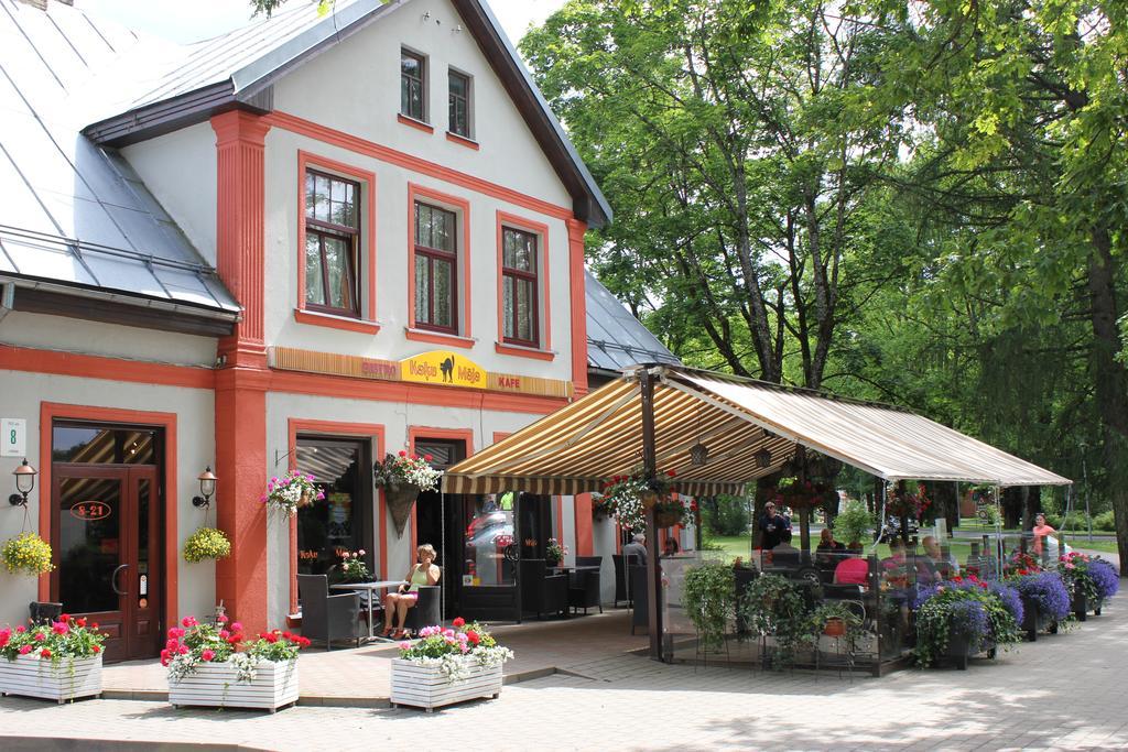 City Center Kakis B&B Sigulda Ngoại thất bức ảnh